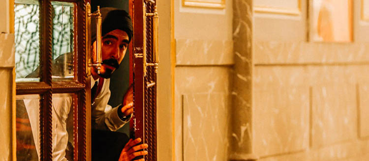 Show & Tell: Hotel Mumbai