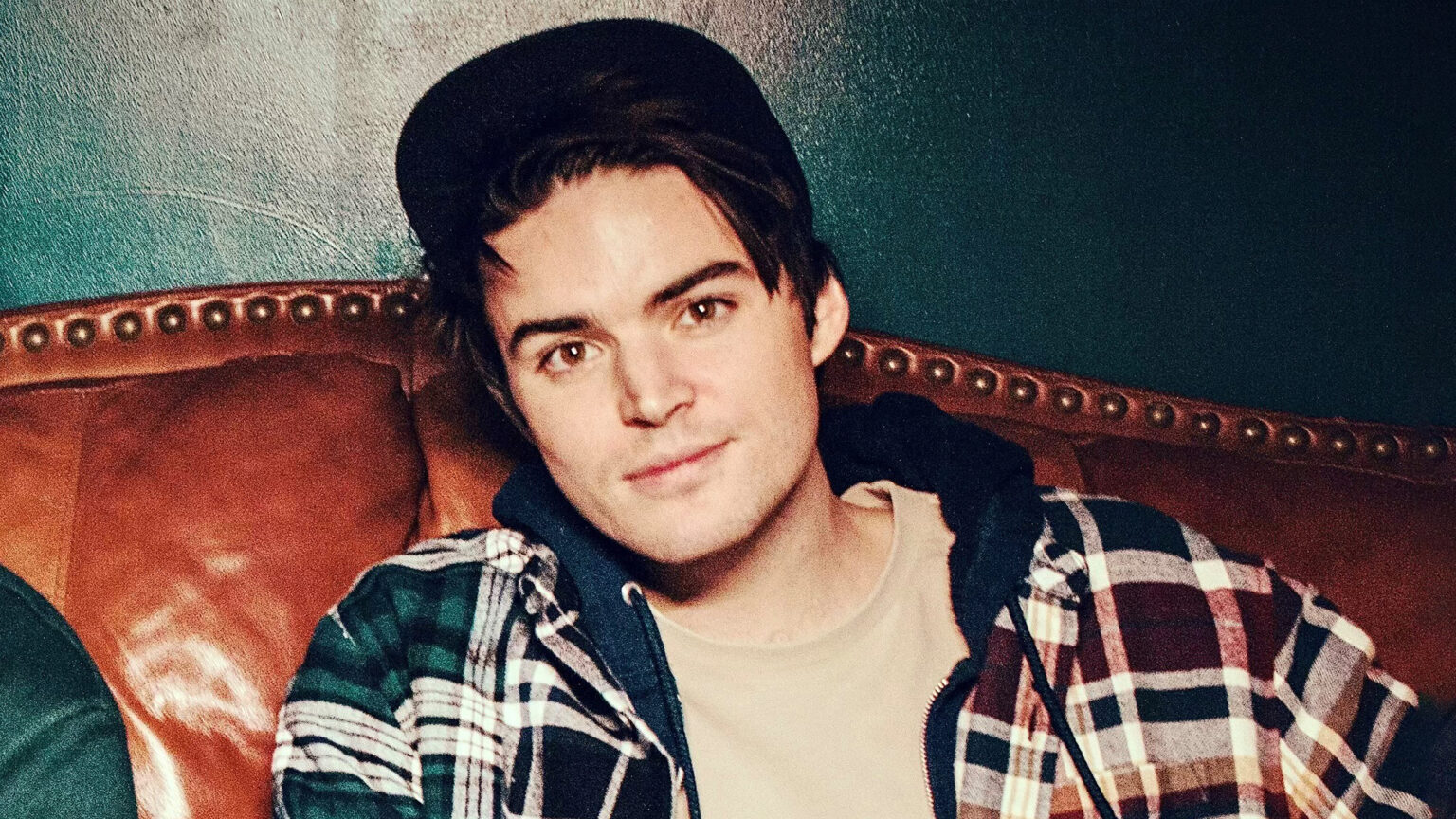 Michael Longfellow - The Music Hall